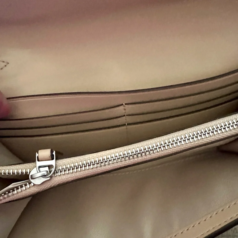 Tory Burch Britten Studs Set Light Nougat Bag + Wallet RARE Matching‎ Set